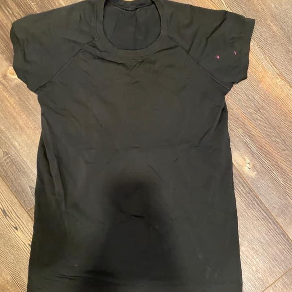Lululemon swiftly 2.0 shirt